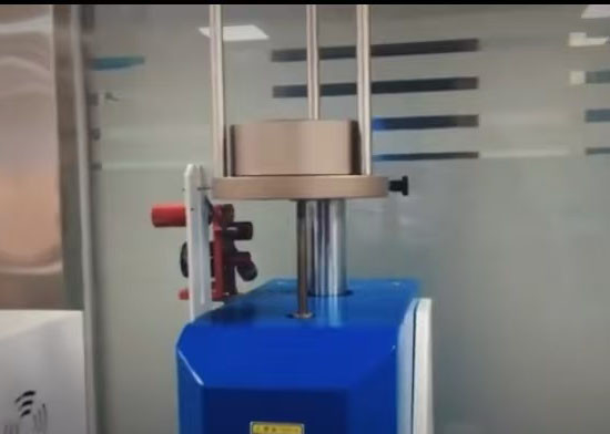 High Precision Melt Flow Index Tester With Electronic Loading Plastic Material Flow Rate Analysis At High Temperature
